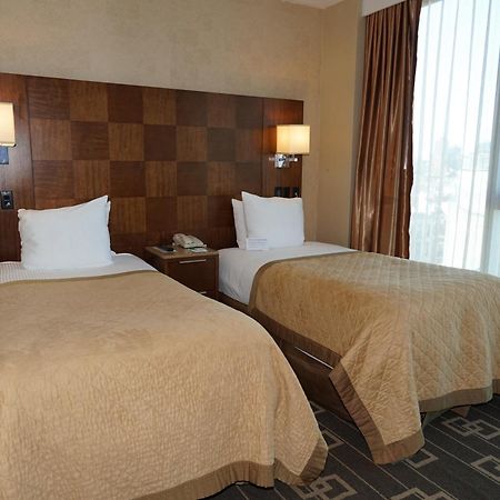 Hotel Wyndham Garden Chinatown New York Esterno foto