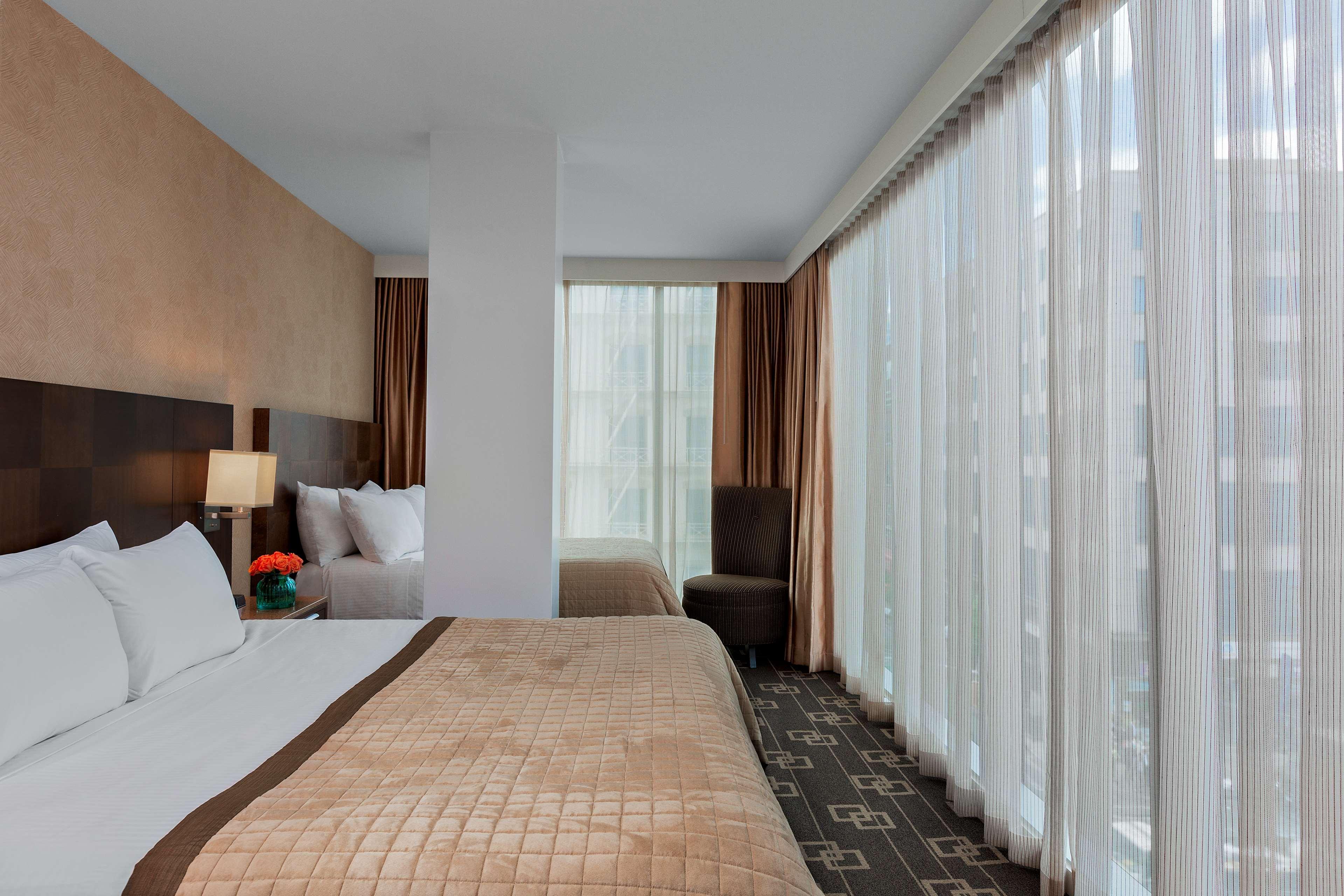 Hotel Wyndham Garden Chinatown New York Esterno foto