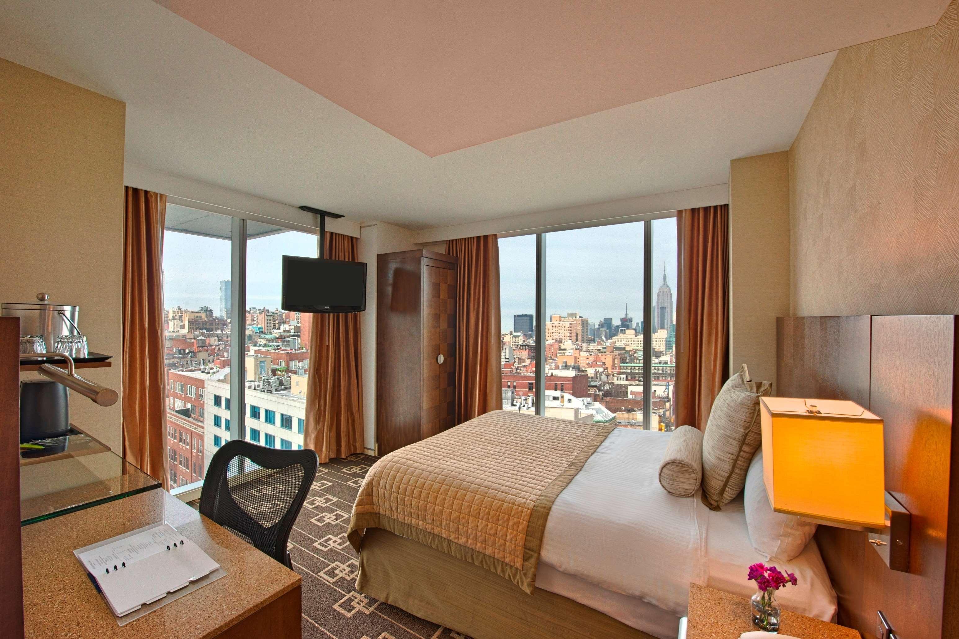 Hotel Wyndham Garden Chinatown New York Esterno foto
