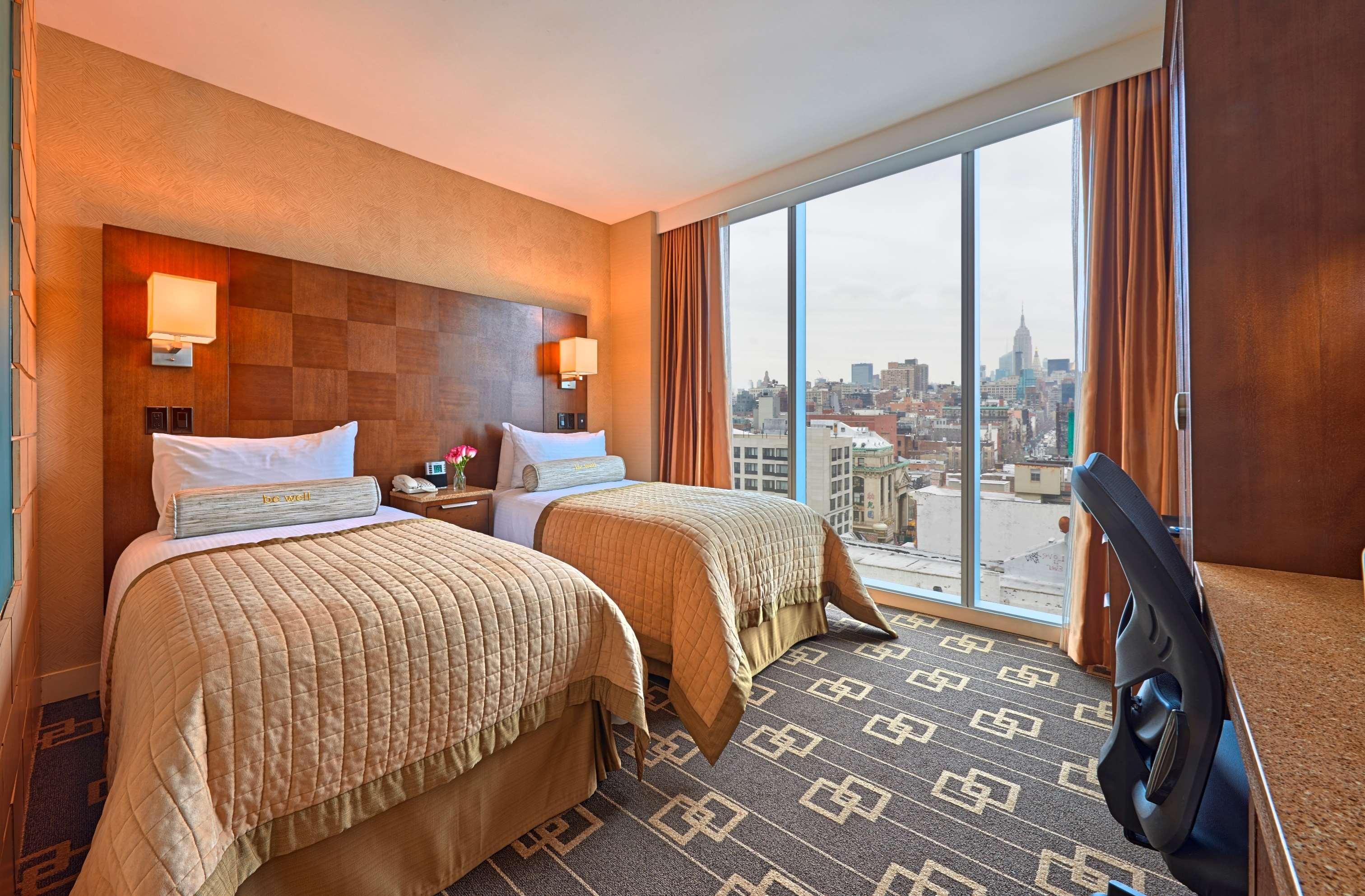 Hotel Wyndham Garden Chinatown New York Esterno foto