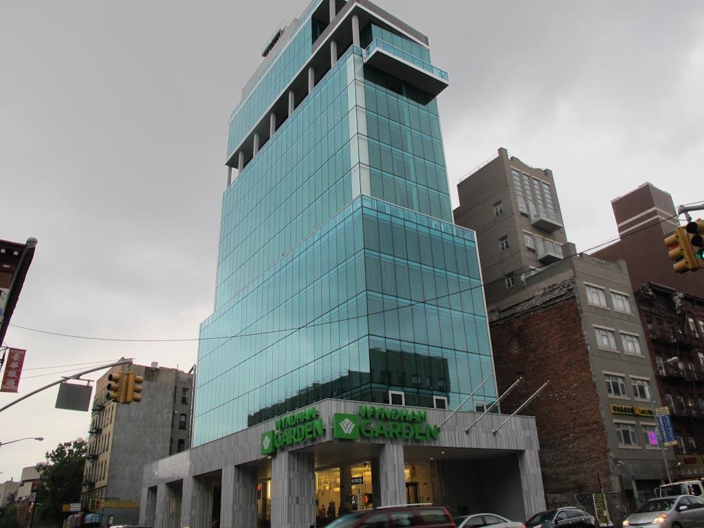 Hotel Wyndham Garden Chinatown New York Esterno foto